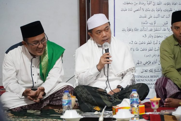Gubernur Al Haris Safari Ramadhan di Desa Malapari, Kecamatan, Kabupaten Batang Hari, Jum’at (22/03/2024) (Foto: Harun - Kominfo)