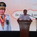 Gubernur Al Haris pada acara Farewell Party Pelepasan Kelas XII SMA Negeri 2 Kota Jambi,di Lapangan Utama SMA Negeri 2 Kota Jambi, Kamis (18/04/2024). (Foto: Agus - Kominfo)
