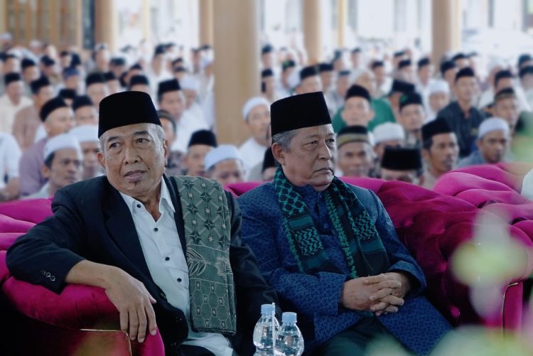 Wagub saat menghadiri Haflah Akhirussanah Khotmil Qur’an Bil Ghoib dan Alfiyah Ibnu Malik di Ponpes Irsyadul ‘Ibad, Kabupaten Batang Hari, Rabu (08/05/2024). (Foto: Novriansah - Kominfo)