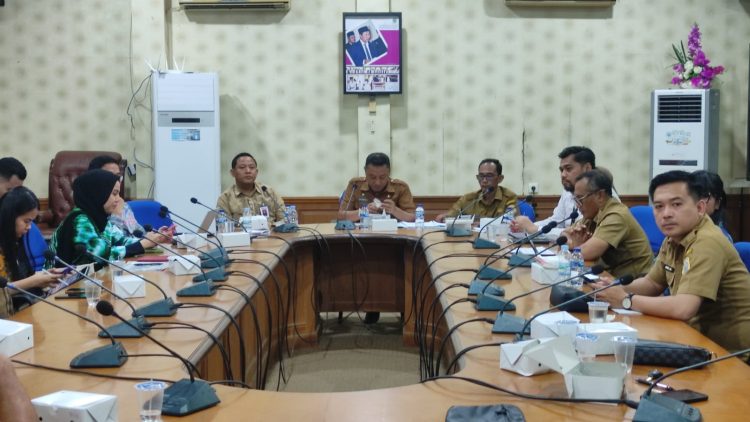 Rapat Pleno TPAKD Tanjabtim di aula Utama Kantor Bupati Tanjabtim, Selasa (21/05/2024).(sdok. Yudha)