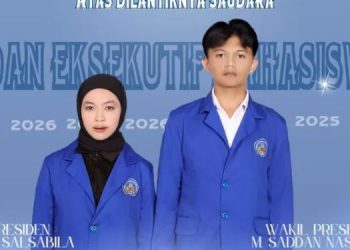 Presiden dan Wakil Presiden Mahasiswa STIE Jambi 2025–2026, Fitri Shalsabila dan M. Saddan Nashwan, usai resmi dilantik dalam acara pelantikan BEM di Aula STIE Jambi, Sabtu (24/5/2025). (Dok. Stepanus - JT)