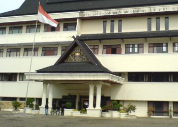 Gedung Dinas Pendidikan Provinsi Jambi, (Foto: Dok. Fb Dinas Pendidikan Provinsi Jambi )