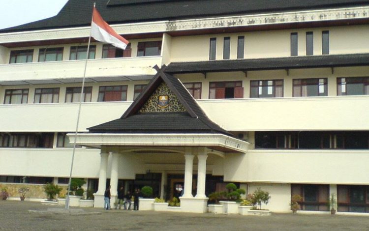 Gedung Dinas Pendidikan Provinsi Jambi, (Foto: Dok. Fb Dinas Pendidikan Provinsi Jambi )