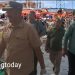 Bupati Kerinci, Monadi, bersama jajaran Forkopimda dan personel Kodim 0417/Kerinci meninjau langsung kegiatan Jumat Bersih di Kecamatan Siulak Mukai, Jumat (23/05/2025). (Dok.Yola)