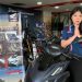 Sambut pelanggan dengan ramah: Salah satu staf dealer resmi Honda di Jambi (dok.sinsen/daus)