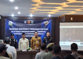 Sosialisasi cukai hasil tembakau DJBC bersama Satpol PP WH Aceh menggelar di Kabupaten Bireuen, Jumat (16/5/2025). (Dok.  Yan - Humas BC)