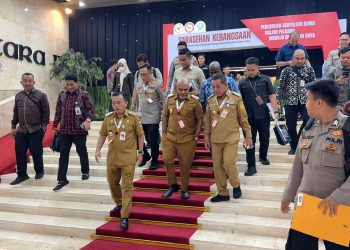 Gubernur Al Haris saat menghadiri Sarasehan Kebangsaan bertajuk “Perubahan Geopolitik Dunia Dalam Peluang Menuju Indonesia Raya”, di Gedung Nusantara IV, MPR RI, Jakarta, Selasa (20/05/2025). (Dok. Erit - Kominfo)