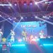 Aksi panggung penuh energi dari Tipe-X dalam konser #Orcheska 30 Years Music Tour di Jambi di Lapangan Bandara Lama, Jumat (30/5/2025) malam. (Dok. Yola)