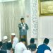 Wali Kota Jambi, Dr. dr. H. Maulana, M.K.M., memberikan tausiah dan menyerap aspirasi warga dalam kegiatan Subuh Berkah Bahagia di Masjid Al-Amanah, Griya Mayang, Sabtu (21/6/2025). (Dok. Stepanus)