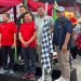 Rocky Candra (berbaju krim) bersama panitia dan peserta jalan santai saat melepas kegiatan Milad ke-6 UM Jambi, Minggu (22/6/2025). (Dok. Daus)
