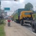Kemacetan panjang terjadi di kawasan Jembatan Aurduri I, Senin (23/6/2025). (Dok. Daus)