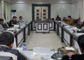 Pansus I DPRD Kota Jambi menggelar Rapat Dengar Pendapat bersama sejumlah OPD untuk membahas temuan LHP BPK Tahun 2024 di Ruang Rapat B DPRD Kota Jambi, Rabu (4/6/2025). (dok. Humas DPRD Kota Jambi)