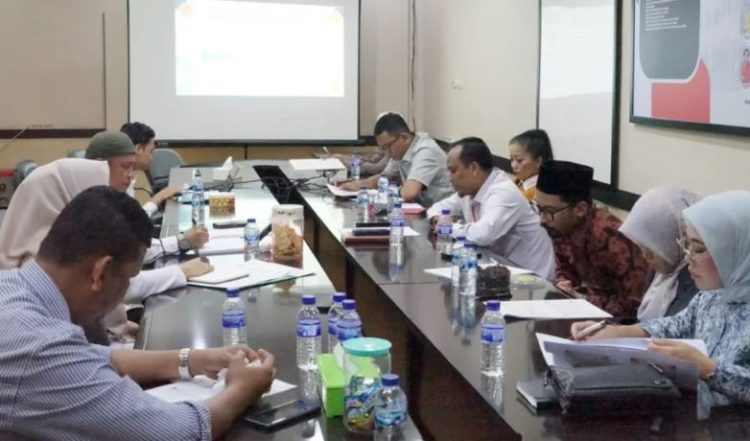Komisi IV DPRD Kota Jambi menggelar RDP bersama Bagian Kesra guna membahas program tahun 2025 dan evaluasi kegiatan 2024, Rabu (4/6/2025). (Dok. Humas DPRD Kota Jambi)