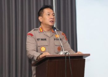 Kapolresta Jambi Kombes Pol. Boy Sutan Binanga Siregar menyampaikan sambutan saat kunjungan kerja dan audiensi di UIN STS Jambi, Rabu (11/6/2025). (Dok Daus)