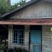 Rumah di Jalan Pangeran Hidayat, Kelurahan Sukakarya, Kecamatan Kotabaru, Kota Jambi, tempat terjadinya penikaman oleh seorang pemuda terhadap pria yang diduga kekasih ibunya, Kamis (12/6/2025). (Dok. Nahar)