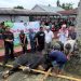 Petugas Lapas Kelas IIA Jambi mempersiapkan sapi kurban untuk disembelih, Jumat (6/6/2025).(Dok.Nahar)