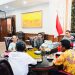 Kapolda Jambi Irjen Pol. Krisno H. Siregar saat menerima perwakilan komunitas SAD di ruang kerjanya, Kamis (26/6/2025).(dok.humas polda jambi)