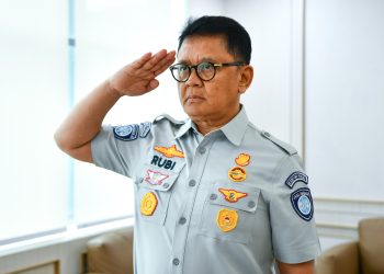 Plt. Direktur Utama Jasa Raharja, Rubi Handojo pada peringatan Hari Lahir Pancasila yang digelar di Gedung Pancasila, Jakarta, Senin (02/06/2025). (Dok.,Humas JR Jambi)