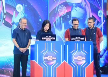 Deputi Gubernur BI Filianingsih Hendarta dan Kepala Eksekutif OJK Hasan Fawzi saat peluncuran BI–OJK Hackathon 2025 di Jakarta, Rabu (5/6/2025). (Dok. Humas OJK jambi)
