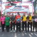 Poto bersama usai kegiatan olahraga bersama dalam rangka menyambut Hari Bhayangkara ke-79 di Mapolda Jambi, Selasa (17/6/2025). (Nahar)