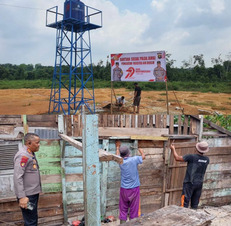 Wadir Polairud Polda Jambi, AKBP Abilio, bersama warga membangun menara tandon air bersih dan merenovasi rumah warga sebagai bagian dari program sosial menyambut Hari Bhayangkara ke-78, Sabtu (28/6/2025). (Dok. Daus)