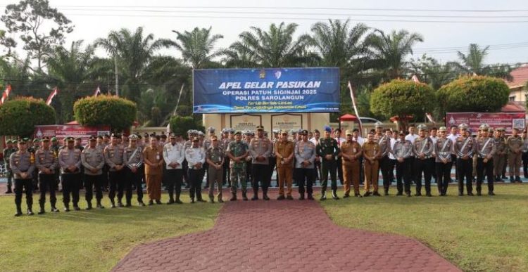 Apel Gelar Pasukan Operasi Patuh Singinjai 2025 di Mapolres Sarolangun, Senin (14/7/2025). (Dok. Humas)