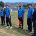 Bupati Kerinci, Monadi (ketiga dari kiri), didampingi pejabat daerah dan aparat kepolisian, membuka secara resmi Turnamen Soeratin U-13 hingga U-17 tingkat Kabupaten Kerinci di Lapangan Sigegar Bumi, Siulak Panjang, Sabtu (19/7/2025).(dok.yola)