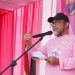 Sekretaris Daerah Provinsi Jambi, Dr. H. Sudirman, SH., MH., menyampaikan sambutan pada Puncak Peringatan HUT ke-74 IBI dan kegiatan Fun Walk di Halaman Kantor Gubernur Jambi, Minggu (27/7/2025). (Foto: Novriansah/Diskominfo Jambi)