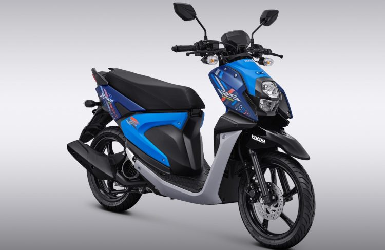 Tampilan terbaru Yamaha X-Ride 125 warna Blue dengan desain agresif dan grafis ikonik “X”, siap menemani petualangan generasi muda. (Dok. Yamaha Indonesia)