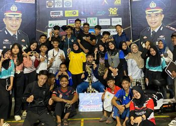 Atlet IPSI Kota Jambi berpose bersama official usai meraih gelar Juara Umum pada Kejuaraan Terbuka Pencak Silat Kapolres Bungo Cup 2025 di Kabupaten Bungo. Selasa (1/7/2025).(dok. IPSI)