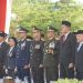Komandan Korem 042/Gapu Brigjen TNI Heri Purwanto, S.E., M.Sc., bersama unsur Forkopimda menghadiri Upacara Hari Bhayangkara ke-79 di Lapangan Kantor Gubernur Jambi, Selasa (1/7/2025).( Dok. Penrem 042/Gapu)