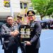 Kapolsek Jaluko, Iptu Yohanes Chandra, menerima piala penghargaan usai meraih juara dalam ajang Lomba Inovasi Ketahanan Pangan Polda Jambi 2025 pada acara Syukuran Hari Bhayangkara Ke-79 Tahun 2025 di Lapangan Mapolda Jambi, Selasa (1/7/2025). (Foto: Nahar)
