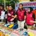 Direktur Resnarkoba Polda Jambi Kombes Pol Ernesto Saiser menunjukkan barang bukti sabu, ekstasi, uang tunai, serta dokumen transaksi dalam konferensi pers pengungkapan kasus narkotika dan pencucian uang jaringan Fredy Pratama di Mapolda Jambi, Kamis (3/7/2025). (Dok. Nahar)