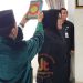 Maya Novefry Handayani saat diambil sumpah jabatan sebagai Dewan Pengawas Perumda Tirta Sakti oleh Bupati Kerinci di Kantor Perumda, Bukit Tengah, Jumat (11/7/2025). (Foto: Jambi Today)