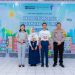 Direktur Lalu Lintas Polda Jambi, Kombes Pol. Adi Benny Cahyono, SH., S.I.K., M.Si., berfoto bersama Kepala PT Jasa Raharja Wilayah Jambi dan dua pelajar usai pengukuhan "Anak Duta Keselamatan Informasi" dalam rangka Hari Anak Nasional 2025 di BPMP Provinsi Jambi, Sabtu (26/7/2025). (Dok Yola)