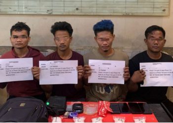 Empat tersangka kasus narkotika bersama barang bukti sabu dan ekstasi yang disita Satuan Reserse Narkoba Polresta Jambi, Sabtu (9/8/2025). (Dok. Humas)