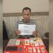 Seorang pria berinisial H (41), warga Lorong Bandes, Kota Jambi, ditangkap Satresnarkoba Polresta Jambi atas dugaan peredaran sabu. Dari tangan pelaku, polisi menyita 13 paket sabu seberat total 19,73 gram dan sejumlah barang bukti lainnya, Rabu (13/8/2025). (Dok. Humas)