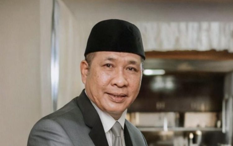 Ketua Tenaga Ahli Gubernur Jambi 2025, Ir. H. Syarasaddin, M.Si, saat memberikan keterangan terkait dampak keterlambatan pembangunan jalan khusus batu bara di Jambi, Jumat (15/8/2025). (Dok. Stepanus)