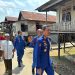 Dirpolairud Polda Jambi Kombes Pol Agus Tri Waluyo meninjau lokasi pembangunan Rumah Baca di Pulau Pandan, Kota Jambi, Jumat (8/8/2025). (Dok.Stepanus) 