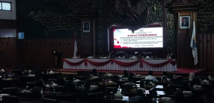 Suasana rapat paripurna DPRD Provinsi Jambi dengan agenda pembahasan RPJMD 2025–2029, Jumat (1/8/2025). (Dok. Daus)Suasana rapat paripurna DPRD Provinsi Jambi dengan agenda pembahasan RPJMD 2025–2029, Jumat (1/8/2025). (Dok. Daus)