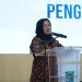 Ketua Dekranasda Provinsi Jambi, Hj. Hesti Haris, menyampaikan apresiasi terhadap Gerai UMKM Dekranasda Kota Jambi saat Pelantikan Pengurus Masa Bakti 2025–2030 di Ballroom Griya Mayang, Kantor Wali Kota Jambi, Selasa (12/8/2025). (Dok . Erit - Kominfo)