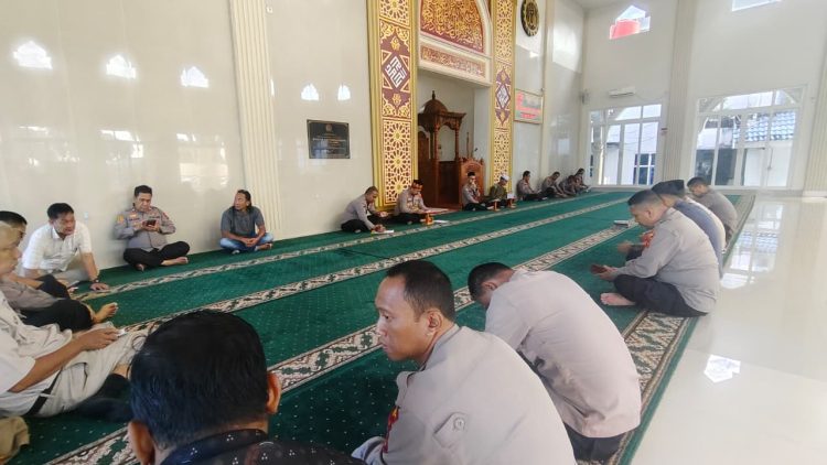 Suasana Pelaksanaan Binrohtal Rutin di Masjid Polresta Kamis (21/8/2025) (Dok. Nahar)