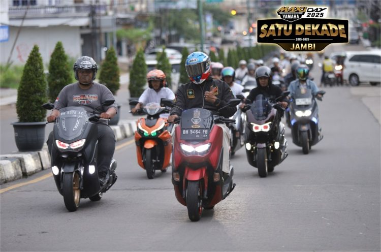Sejumlah pengendara Yamaha Maxi melakukan konvoi jelang Yamaha Maxi Day 2025 yang akan digelar di Taman Wisata Jambi Paradise pada Sabtu (30/8/2025). (Dok. Yola)