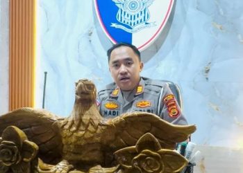 Kasat Lantas Polresta Jambi, AKP Hadi Siswanto, saat memberikan keterangan terkait penindakan balap liar yang marak terjadi di Kota Jambi. (Dok, Nahar)