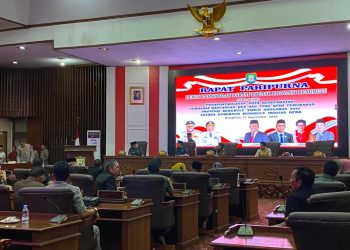 Suasana rapat paripurna DPRD Provinsi Bengkulu, Kamis (11/9/2025), saat penandatanganan nota kesepakatan KUA-PPAS APBD Perubahan 2025 antara Pemprov Bengkulu dan DPRD. (Dok. Yola)