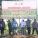 Kapolda Bengkulu Irjen Pol. Mardiyono bersama jajaran menanam jagung di lahan seluas 1,4 hektar milik Bidpropam Polda Bengkulu di Kelurahan Lingkar Barat, Sabtu (13/9/2025)
(Dok. Yola)