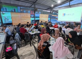 Puluhan bikers Honda PCX Club Indonesia (HPCI) Chapter Jambi dan konsumen setia mengikuti Fun Gathering Harpelnas 2025 yang digelar Sinsen di Café Jas Kupi, Sabtu (6/9/2025). (Dok. Stepanus)