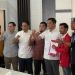 Pimpinan DPRD Provinsi Jambi berfoto bersama perwakilan Aliansi Cipayung usai audiensi di Gedung DPRD, Kamis (18/9/2025). (Dok. Stepanus)