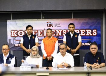 Konferensi pers Otoritas Jasa Keuangan (OJK) bersama Polri terkait penangkapan AAG, buronan kasus Investree, di Jakarta, Jumat (26/9/2025). (Dok. Humas OJK Jambi)