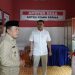 Gubernur Jambi Al Haris saat meninjau dapur Program Makan Bergizi Gratis (MBG) di Kabupaten Merangin, Jumat (3/10/2025). (Dok. Erit Kominfo)